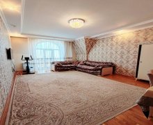 qara qarayevde satilan evler Qara Qarayev m., Nizami r.