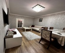 7-ci mkr-da satılan evlər Azadlıq m., 7-ci mikrorayon, Binəqədi r.