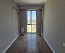 Satılır Yeni Tikili İnşaatçılar m., Yasamal qəs., Yasamal r.