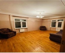 Satılır Köhnə Tikili Azadlıq m., 7-ci mikrorayon, Binəqədi r.