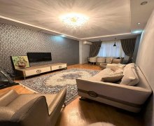 Satılır Yeni Tikili Azadlıq m., 8-ci mikrorayon, Binəqədi r.