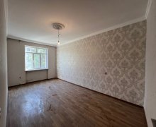 Satılır Köhnə Tikili Qaraçuxur qəs., Suraxanı r.