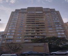 Satılır Yeni Tikili Elmlər akademiyası m., Yasamal r.