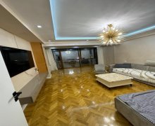 Satılır Köhnə Tikili Nizami m., Yasamal r.