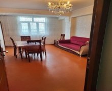 Satılır Köhnə Tikili Əhmədli m., Əhmədli, Xətai r.