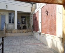 Satılır Həyət evi/villa Badamdar qəs., Səbail r.