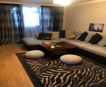 Satılır Köhnə Tikili İnşaatçılar m., Yasamal r.