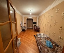 Satılır Köhnə Tikili İnşaatçılar m., Yeni Yasamal qəs., Yasamal r.