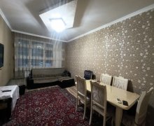 Satılır Köhnə Tikili Memar Əcəmi m., 4-cü mikrorayon, Nəsimi r.