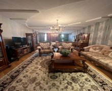 Satılır Yeni Tikili Elmlər akademiyası m., Yasamal r.