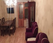 Satılır Köhnə Tikili Elmlər akademiyası m., Yasamal qəs., Yasamal r.