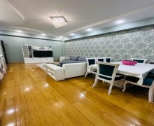 Satılır Yeni Tikili Yeni Günəşli qəs., Suraxanı r.