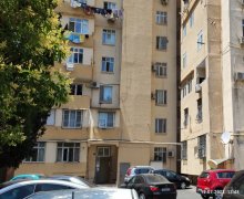 Satılır Köhnə Tikili 9-cu mikrorayon, Binəqədi r.