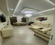 Satılır Yeni Tikili Xırdalan ş. Satılır Yeni Tikili Xırdalan ş.