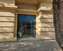 Arenda aylıq obyekt Sahil m., Səbail r.