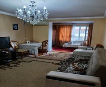 Satılır Köhnə Tikili İnşaatçılar m., Yasamal qəs., Yasamal r.