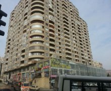 evlerin satisi Gənclik m., Nəsimi r.