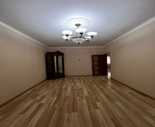 Satılır Köhnə Tikili Həzi Aslanov m., Köhnə Günəşli qəs., Xətai r.