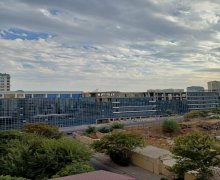 Satılır Köhnə Tikili Azadlıq m., 8-ci mikrorayon, Binəqədi r.