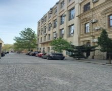 Satılır Köhnə Tikili Sahil m., Səbail r.