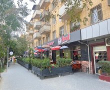 Satılır Köhnə Tikili Neftçilər m., Nizami r. Satılır Köhnə Tikili Neftçilər m., Nizami r.