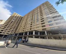 Satılır Yeni Tikili Elmlər akademiyası m., Yasamal qəs., Yasamal r.