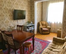 Satılır Köhnə Tikili Memar Əcəmi m., 3-cü mikrorayon, Nəsimi r.