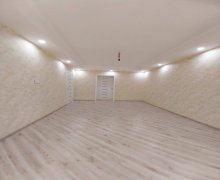 Satılır Köhnə Tikili Elmlər akademiyası m., Yasamal r.