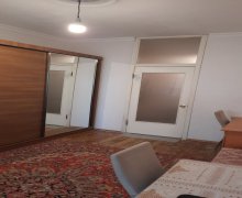 Satılır Köhnə Tikili Azadlıq m., 8-ci mikrorayon, Binəqədi r.