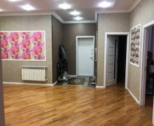 Satılır Yeni Tikili Memar Əcəmi m., 9-cu mikrorayon, Binəqədi r.