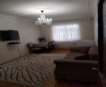 ehmedlide kohne tikili evler Əhmədli m., Xətai r.