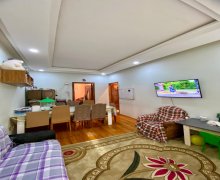 Satılır Köhnə Tikili Azadlıq m., 7-ci mikrorayon, Binəqədi r. Satılır Köhnə Tikili Azadlıq m., 7-ci mikrorayon, Binəqədi r.