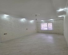 Satılır Köhnə Tikili Neftçilər m., Bakıxanov qəs., Sabunçu r. Satılır Köhnə Tikili Neftçilər m., Bakıxanov qəs., Sabunçu r.