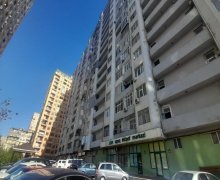 memar ecemide satilan evler Memar Əcəmi m., 9-cu mikrorayon, Binəqədi r.