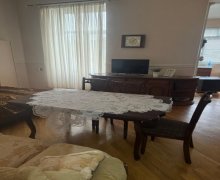 Kirayə (aylıq) Köhnə Tikili İçərişəhər m., Səbail r.