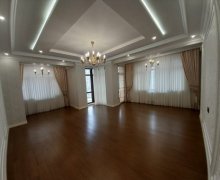 Satılır Yeni Tikili Nizami m., Nəsimi r.