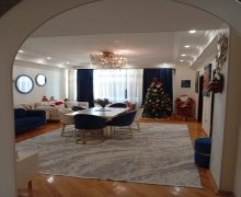 Satılır Yeni Tikili Elmlər akademiyası m., Yasamal qəs., Yasamal r.