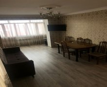 xezer rayonunda aylıq Köhnə Tikili Buzovna, Xəzər r.