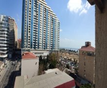 Satılır Yeni Tikili Xətai m., Ağ şəhər, Xətai r. Satılır Yeni Tikili Xətai m., Ağ şəhər, Xətai r.