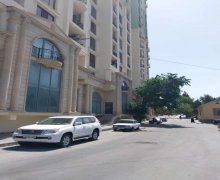 Satılır Yeni Tikili Yeni Günəşli qəs., Suraxanı r.