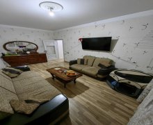 Satılır Köhnə Tikili İnşaatçılar m., Yeni Yasamal qəs., Yasamal r.