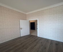 Satılır Yeni Tikili Xalqlar dostluğu m., Suraxanı r.