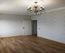 Satılır Köhnə Tikili Qaraçuxur qəs., Suraxanı r.