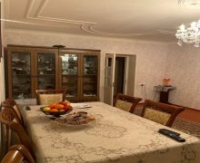 Satılır Köhnə Tikili Hövsan qəs., Suraxanı r. Satılır Köhnə Tikili Hövsan qəs., Suraxanı r.