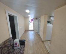 Kirayə (aylıq) Həyət evi/villa Neftçilər m., Bakıxanov qəs., Sabunçu r. Kirayə (aylıq) Həyət evi/villa Neftçilər m., Bakıxanov qəs., Sabunçu r.