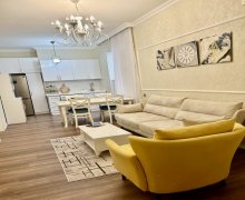 Satılır Yeni Tikili Əhmədli m., Suraxanı r.