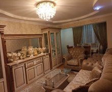 Satılır Köhnə Tikili Elmlər akademiyası m., Yasamal r.