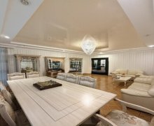 Satılır Yeni Tikili Elmlər akademiyası m., Yasamal qəs., Elmlər Akademiyası, Yasamal r.