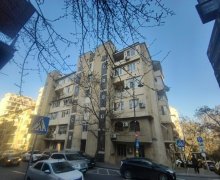 Satılır Köhnə Tikili İçərişəhər m., Səbail r.