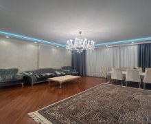 Satılır Yeni Tikili Elmlər akademiyası m., Yasamal r.